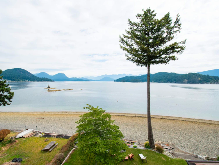 354 Avalon Drive, Gibsons, BC, V0N 1V8 - 2