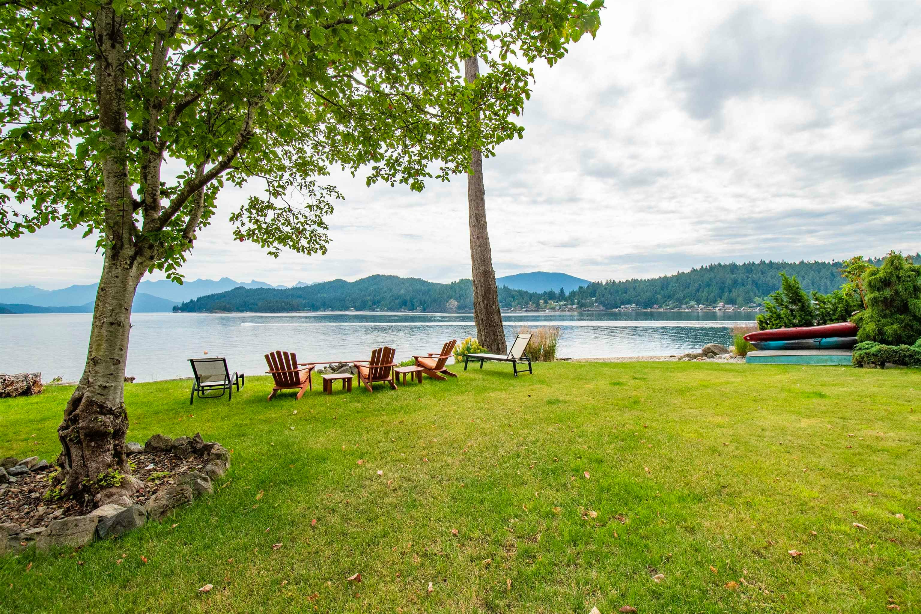354 Avalon Drive, Gibsons, BC, V0N 1V8 - 4