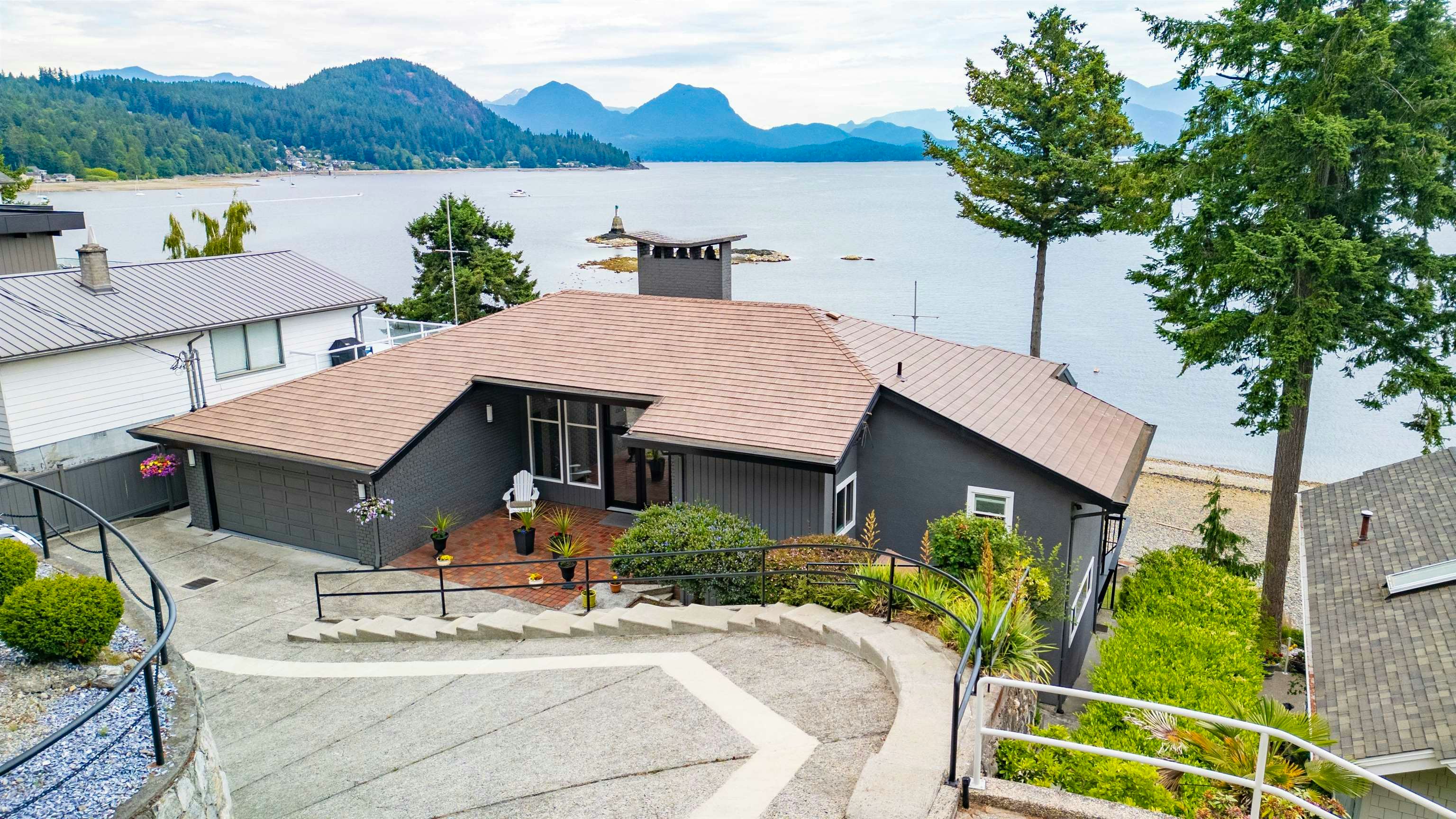 354 Avalon Drive, Gibsons, BC, V0N 1V8
