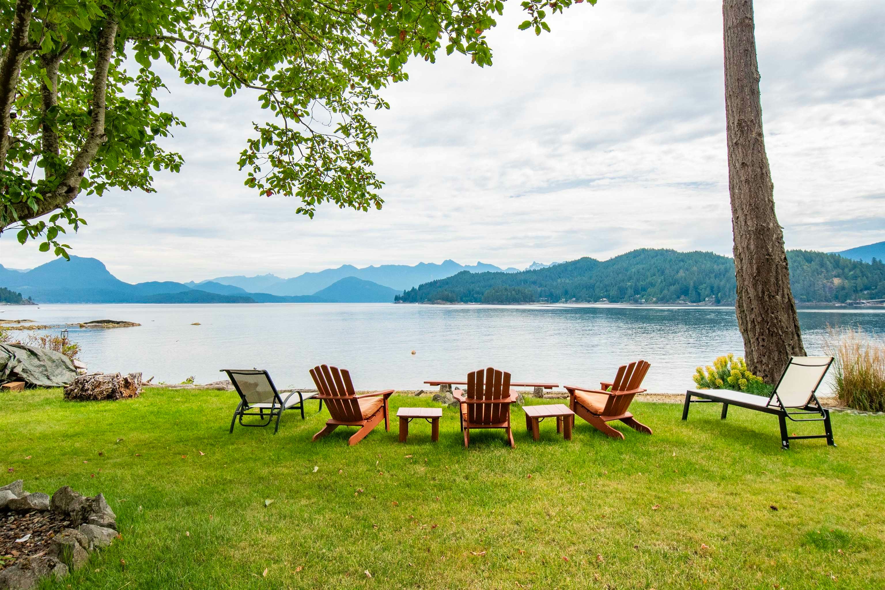 354 Avalon Drive, Gibsons, BC, V0N 1V8 - 3