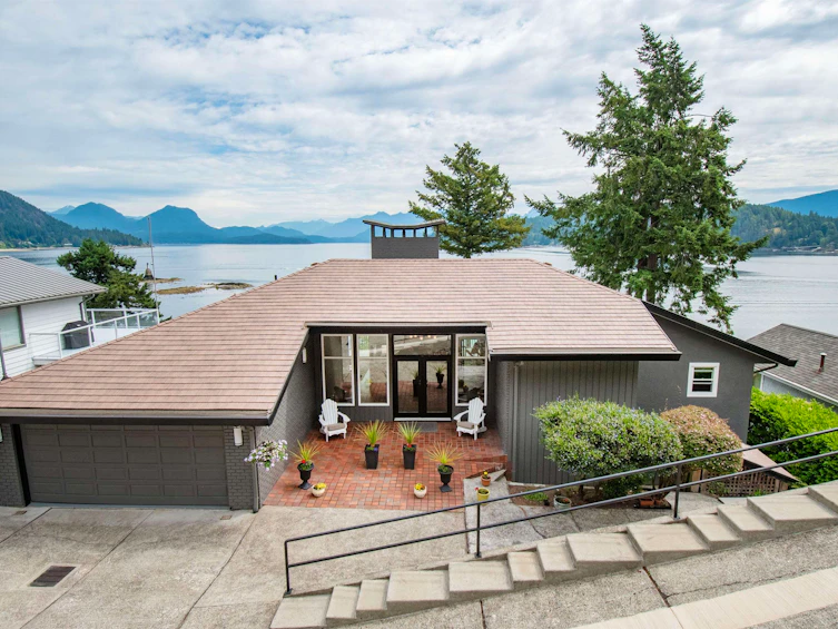 354 Avalon Drive, Gibsons, BC, V0N 1V8 - 11