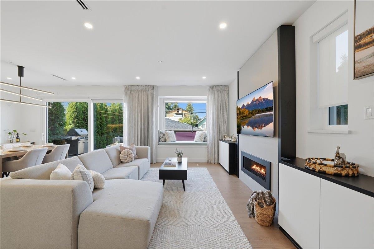 2137 E 2nd Avenue, Vancouver, BC, V5N 1E9 - 7