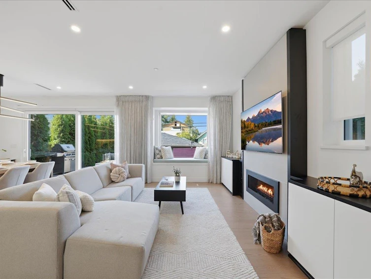 2137 E 2nd Avenue, Vancouver, BC, V5N 1E9 - 7