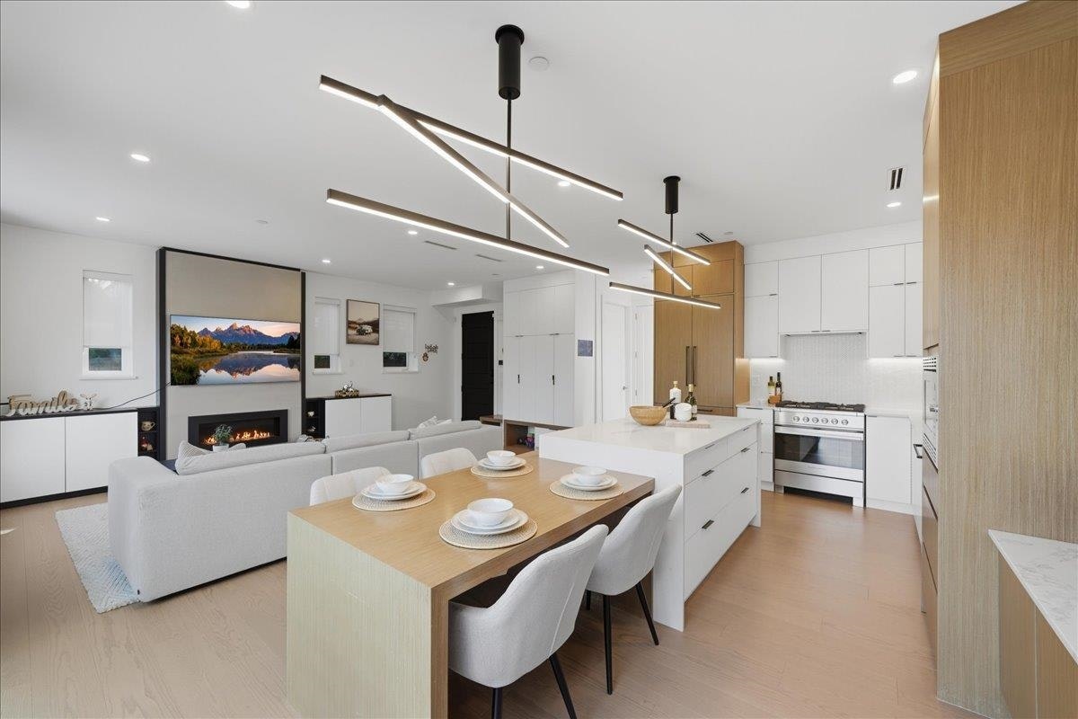 2137 E 2nd Avenue, Vancouver, BC, V5N 1E9 - 10