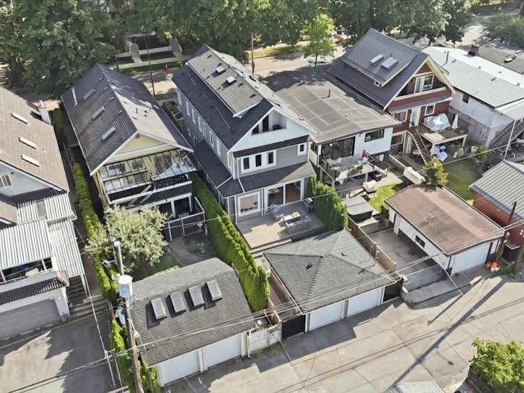 2137 E 2nd Avenue, Vancouver, BC, V5N 1E9 - 30