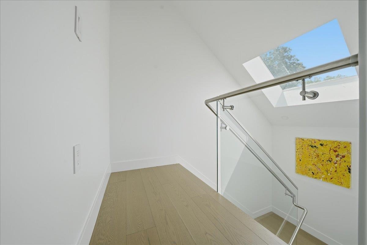 2137 E 2nd Avenue, Vancouver, BC, V5N 1E9 - 20