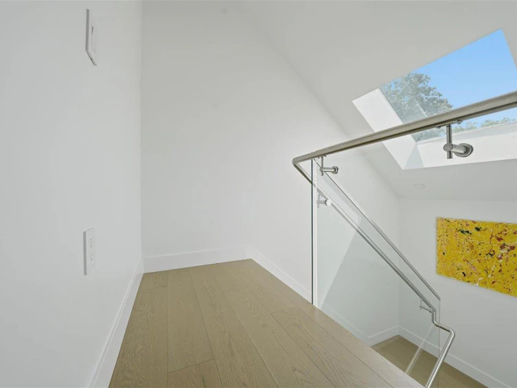 2137 E 2nd Avenue, Vancouver, BC, V5N 1E9 - 20
