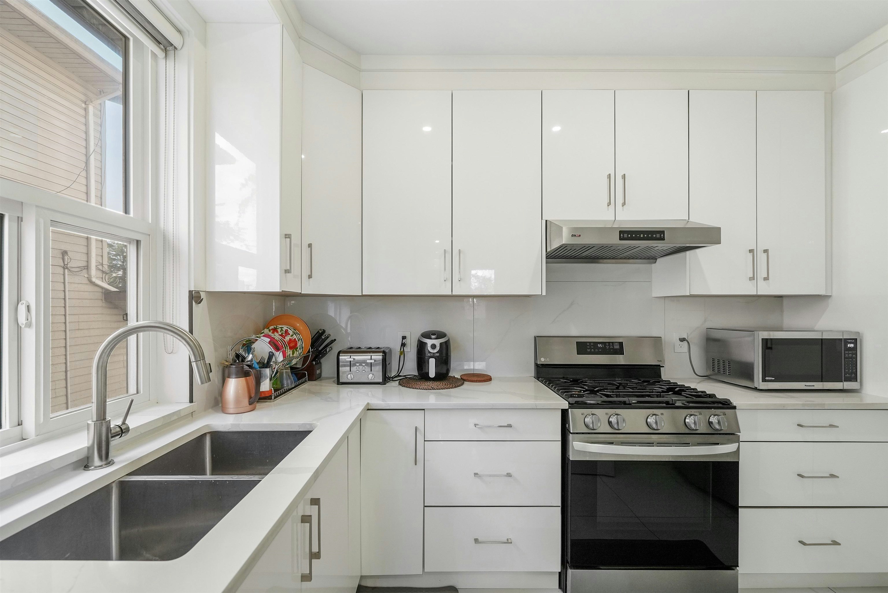 12822 114a Avenue, Surrey, BC, V3R 2M9 - 20