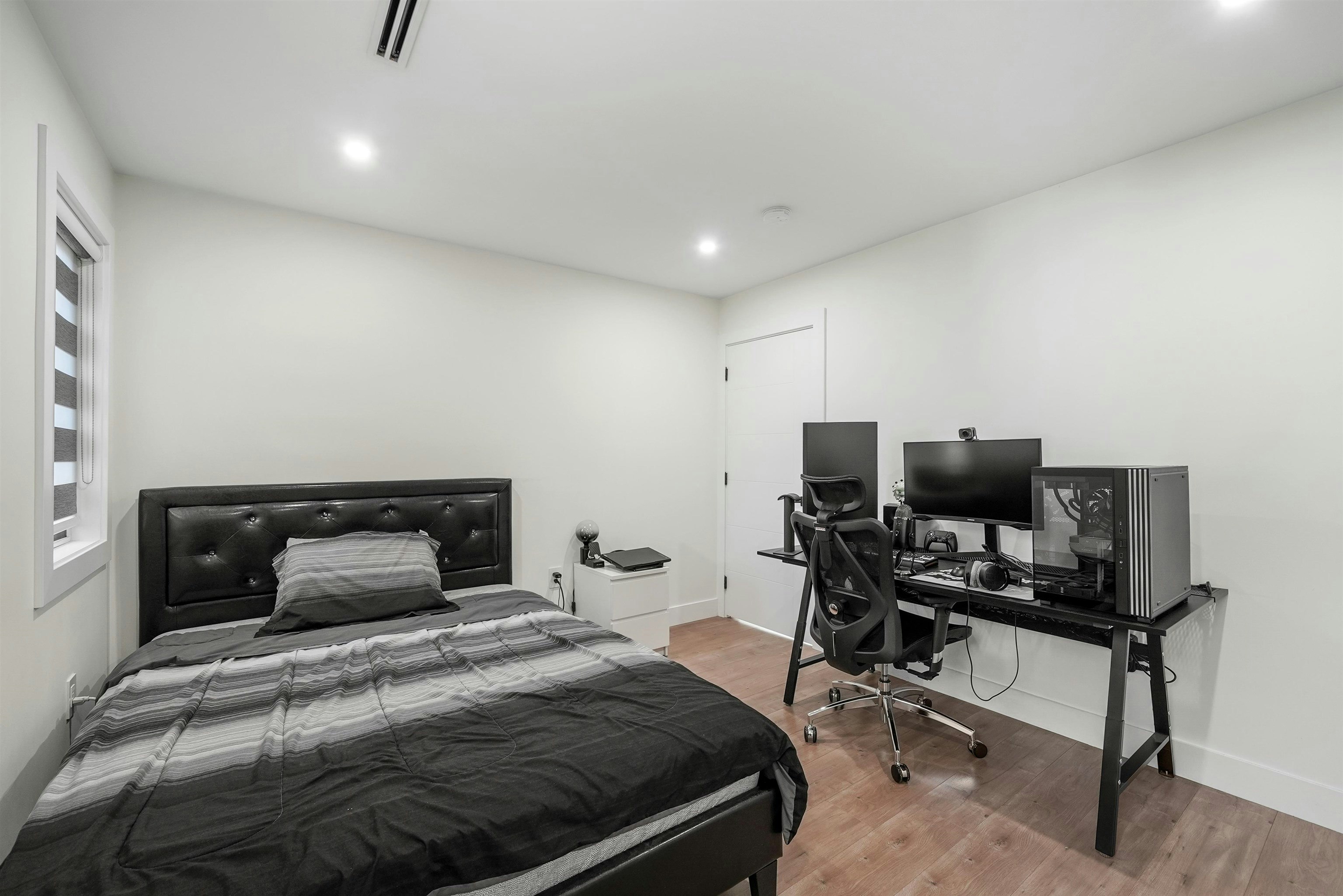 12822 114a Avenue, Surrey, BC, V3R 2M9 - 29
