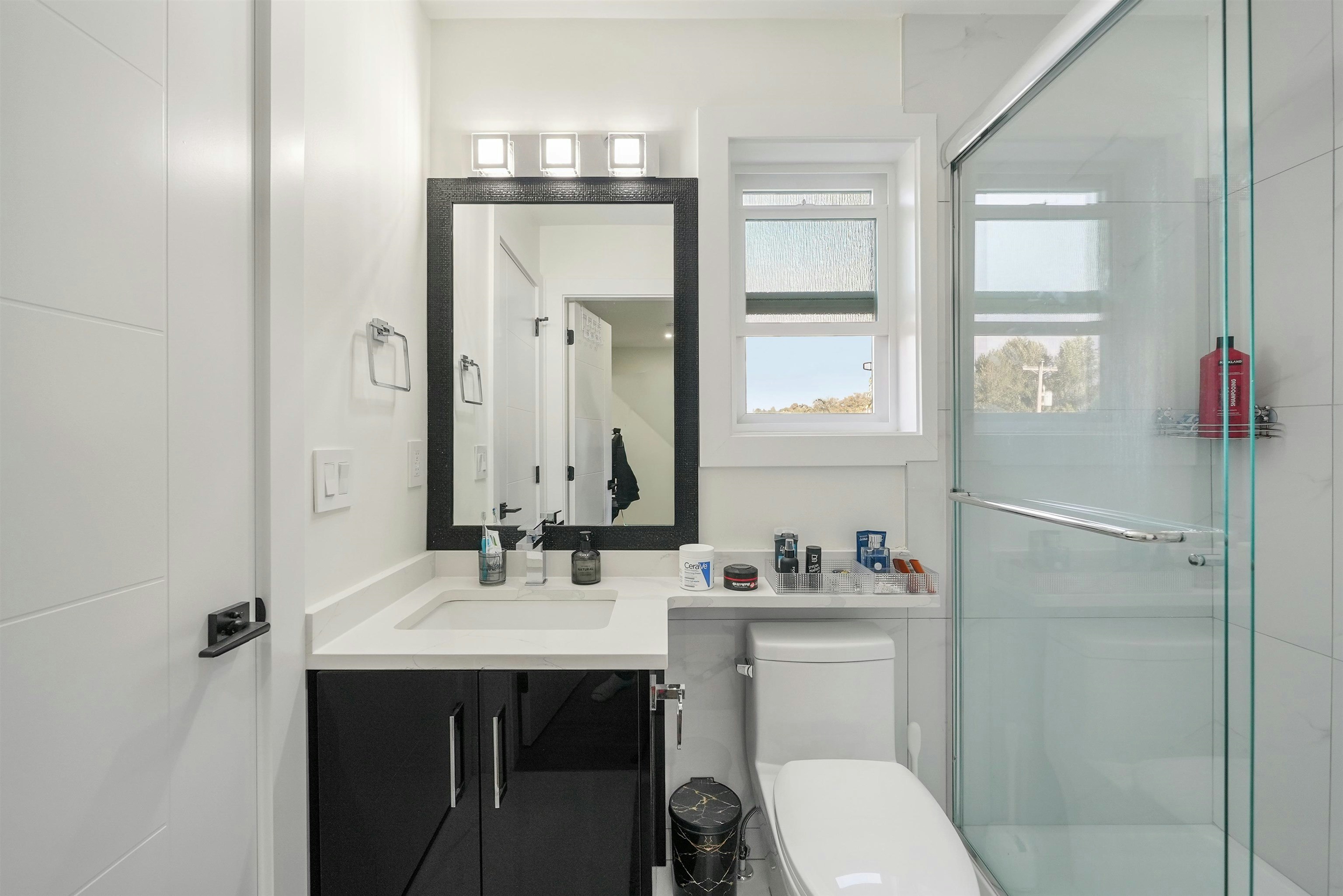 12822 114a Avenue, Surrey, BC, V3R 2M9 - 28