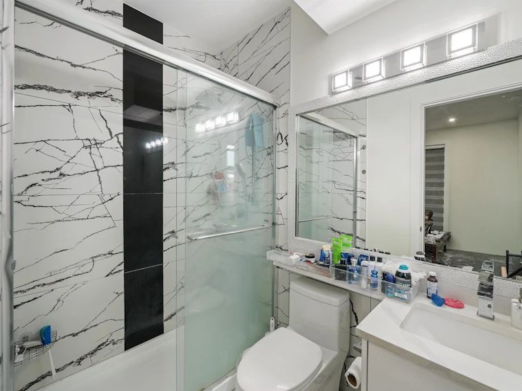 12822 114a Avenue, Surrey, BC, V3R 2M9 - 12