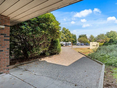 111-45598 Mcintosh Drive - 3