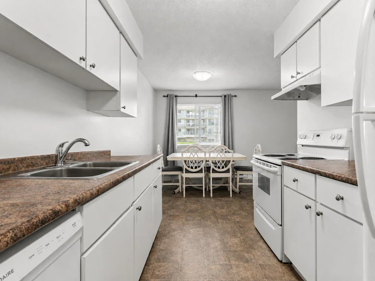 111-45598 Mcintosh Drive, Chilliwack, BC, V2P 7J3 - 10
