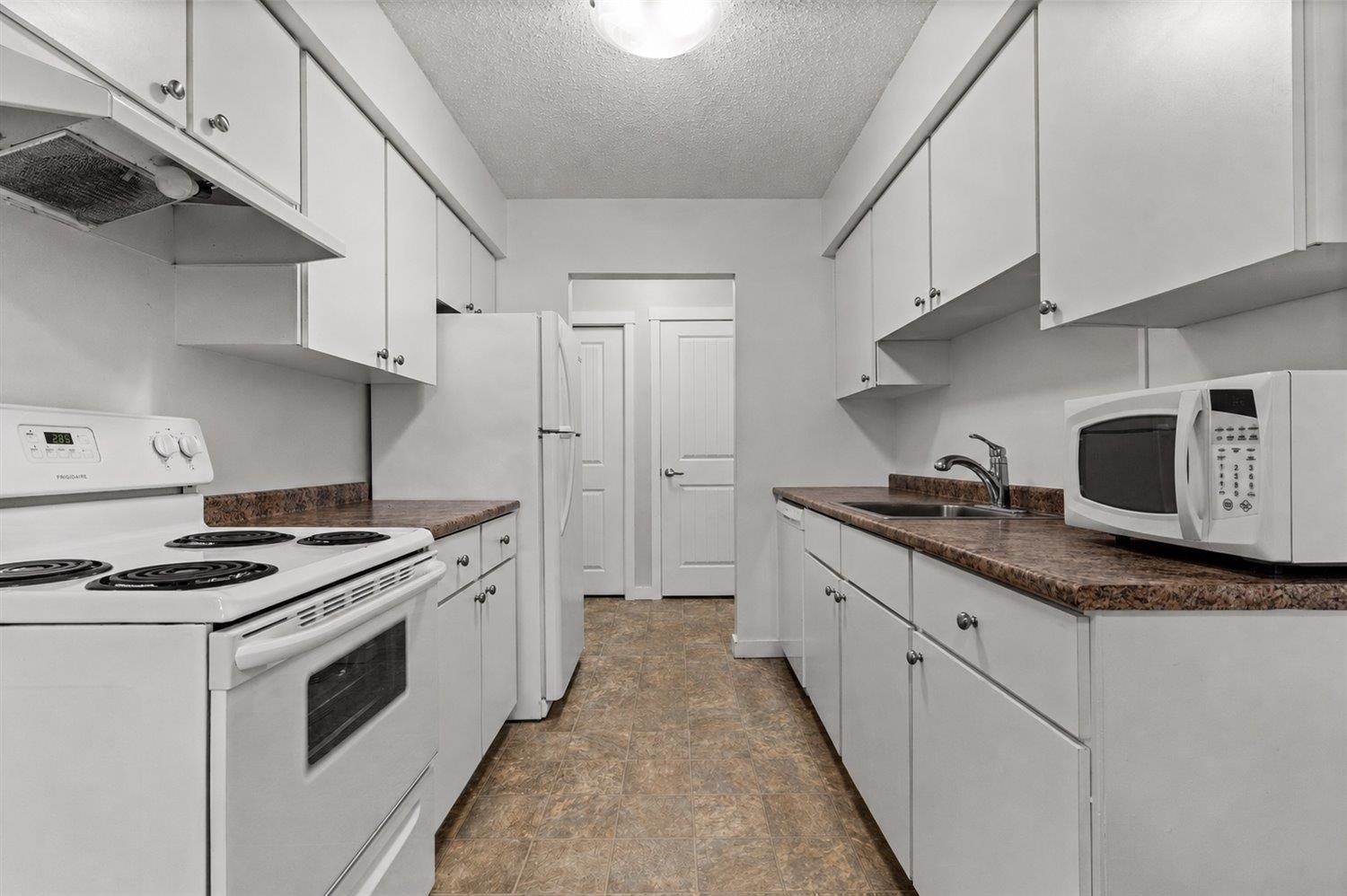111-45598 Mcintosh Drive - 5