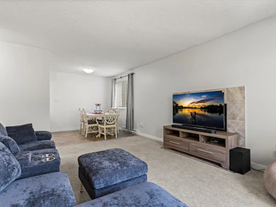 111-45598 Mcintosh Drive - 2