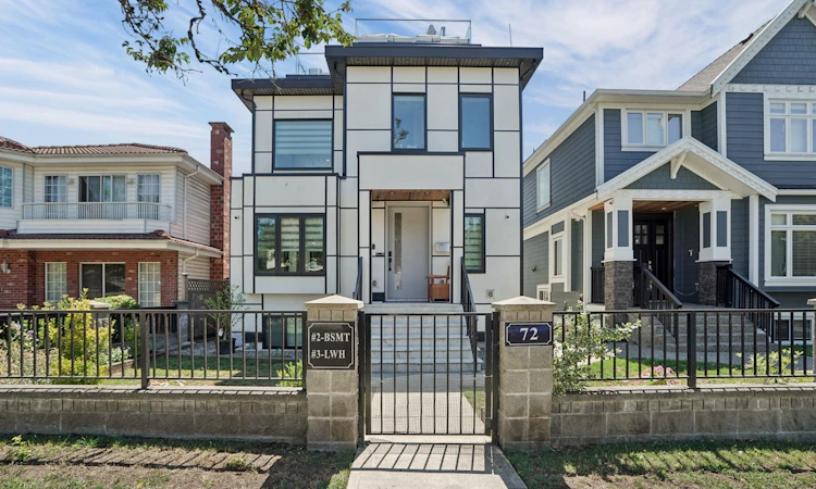 72 E 57th Avenue