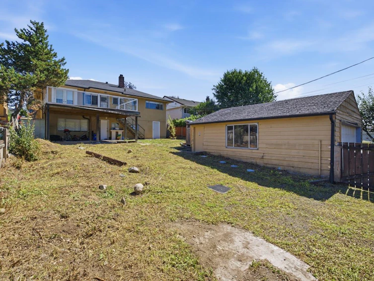 4656 Brentlawn Drive, Burnaby, BC, V5C 3V2 - 35
