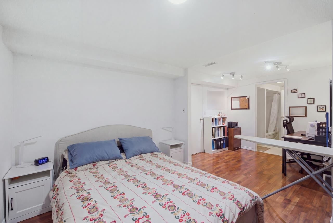 4656 Brentlawn Drive, Burnaby, BC, V5C 3V2 - 30