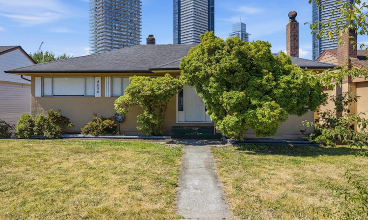4656 Brentlawn Drive