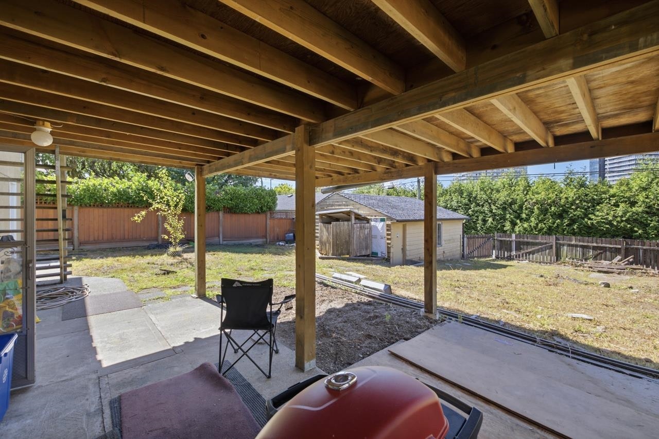 4656 Brentlawn Drive, Burnaby, BC, V5C 3V2 - 32