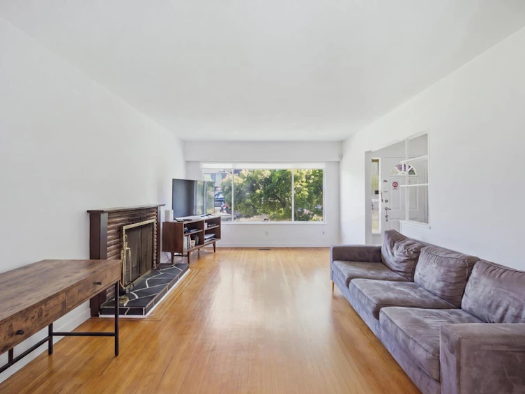 4656 Brentlawn Drive, Burnaby, BC, V5C 3V2 - 6