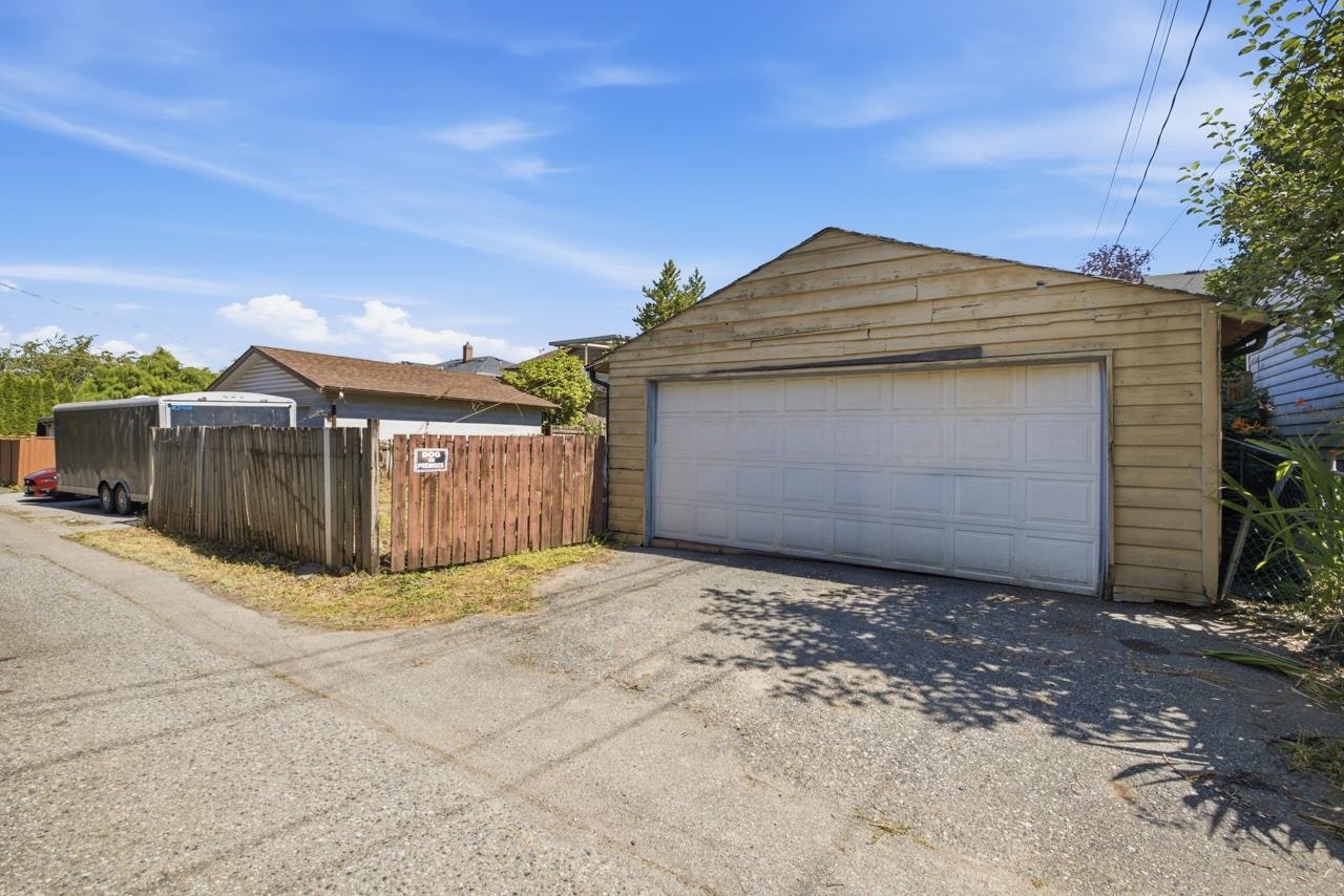 4656 Brentlawn Drive, Burnaby, BC, V5C 3V2 - 36