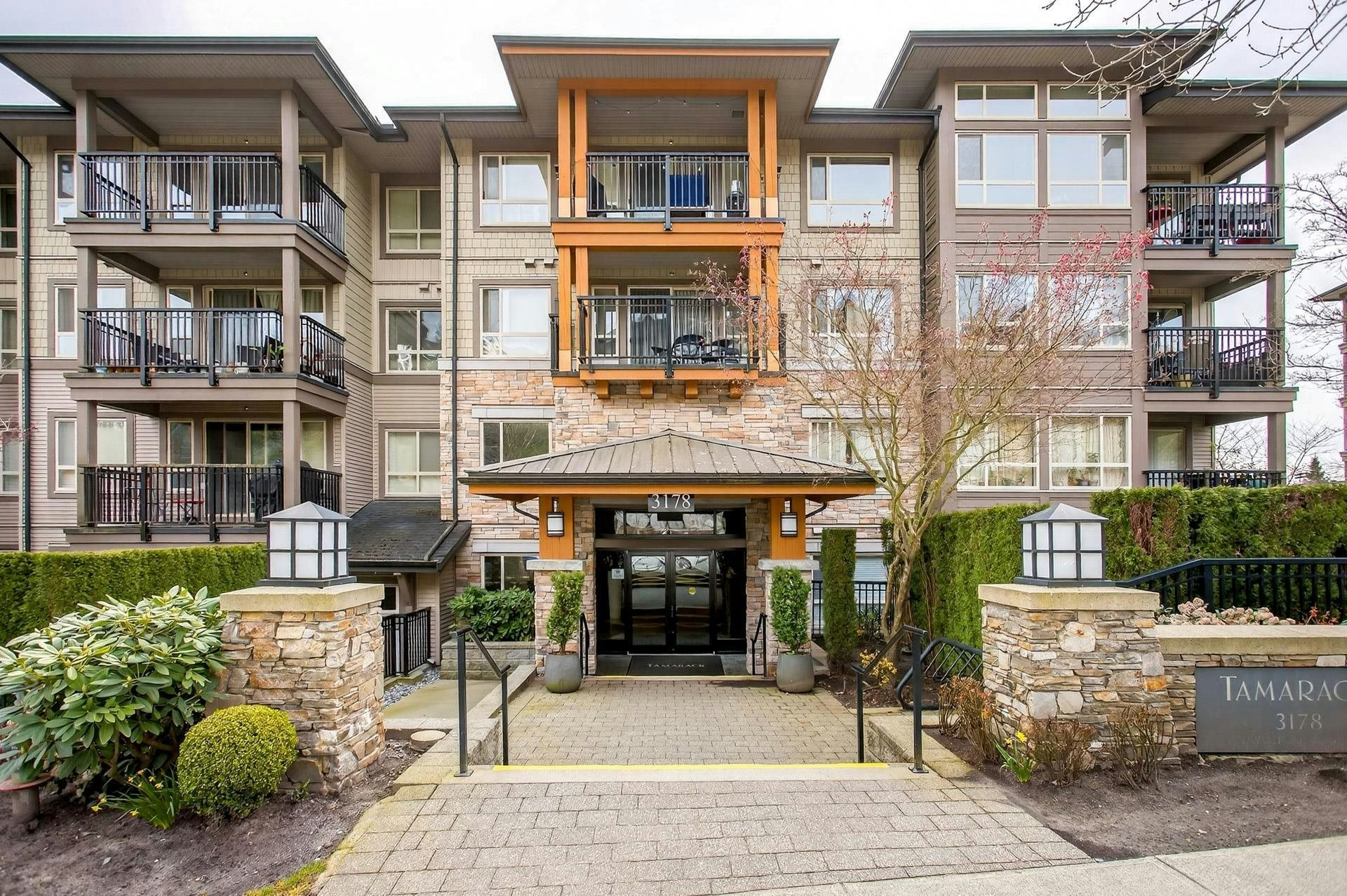 403-3178 Dayanee Springs Boulevard, Coquitlam, BC, V3E 0B9