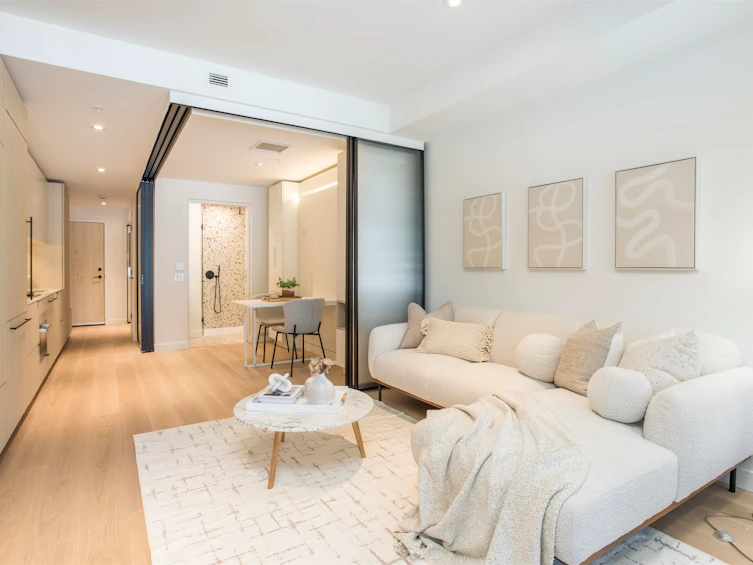 319-2471 St. George Street, Vancouver, BC, V5T 1W9 - 6