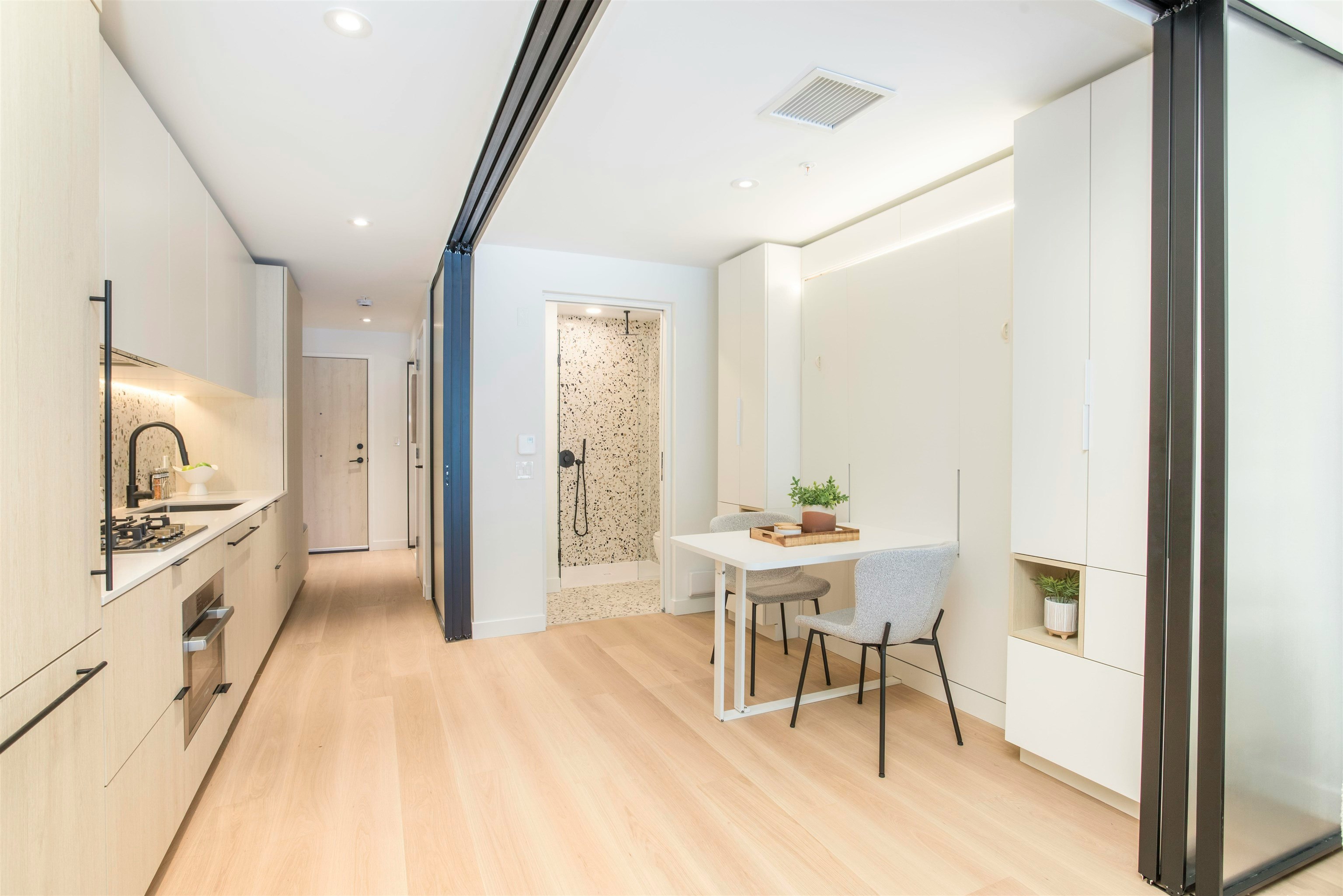 319-2471 St. George Street, Vancouver, BC, V5T 1W9 - 11
