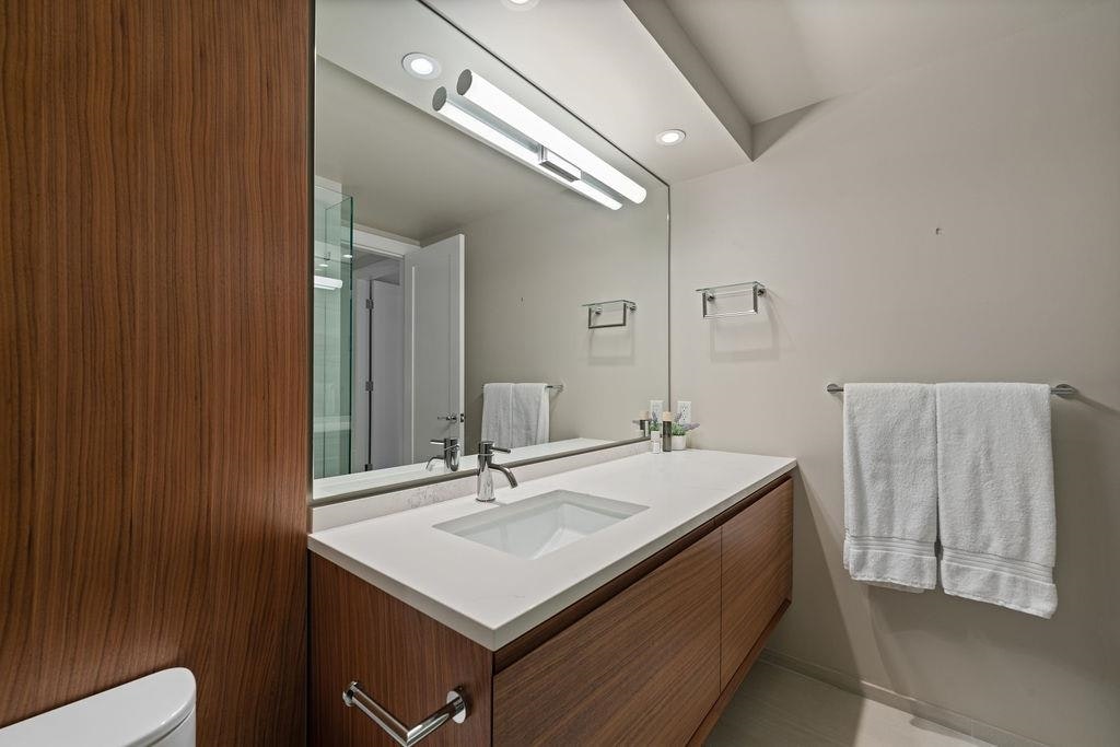 305-4101 Yew Street, Vancouver, BC, V6L 3B7 - 5