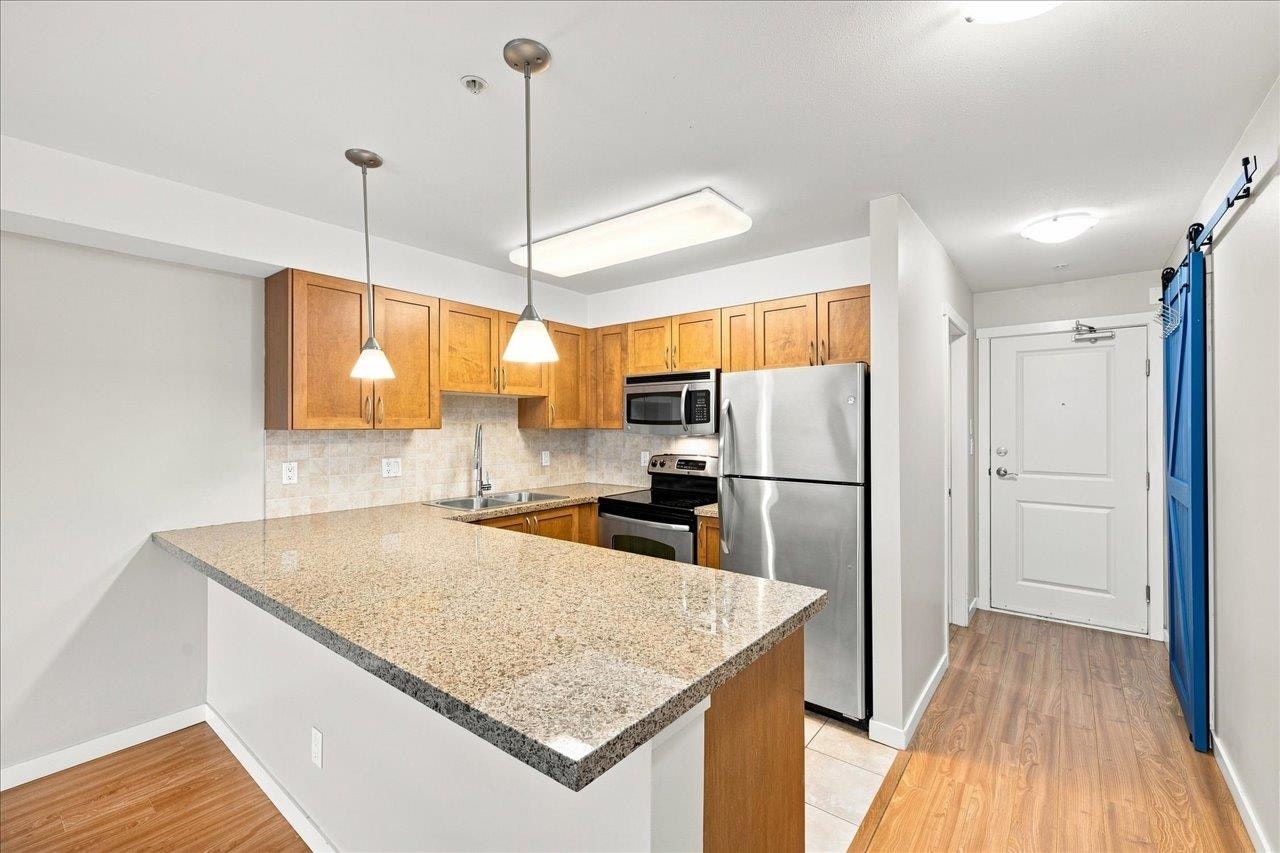 205-2373 Atkins Avenue, Port Coquitlam, BC, V3C 1Y7 - 10
