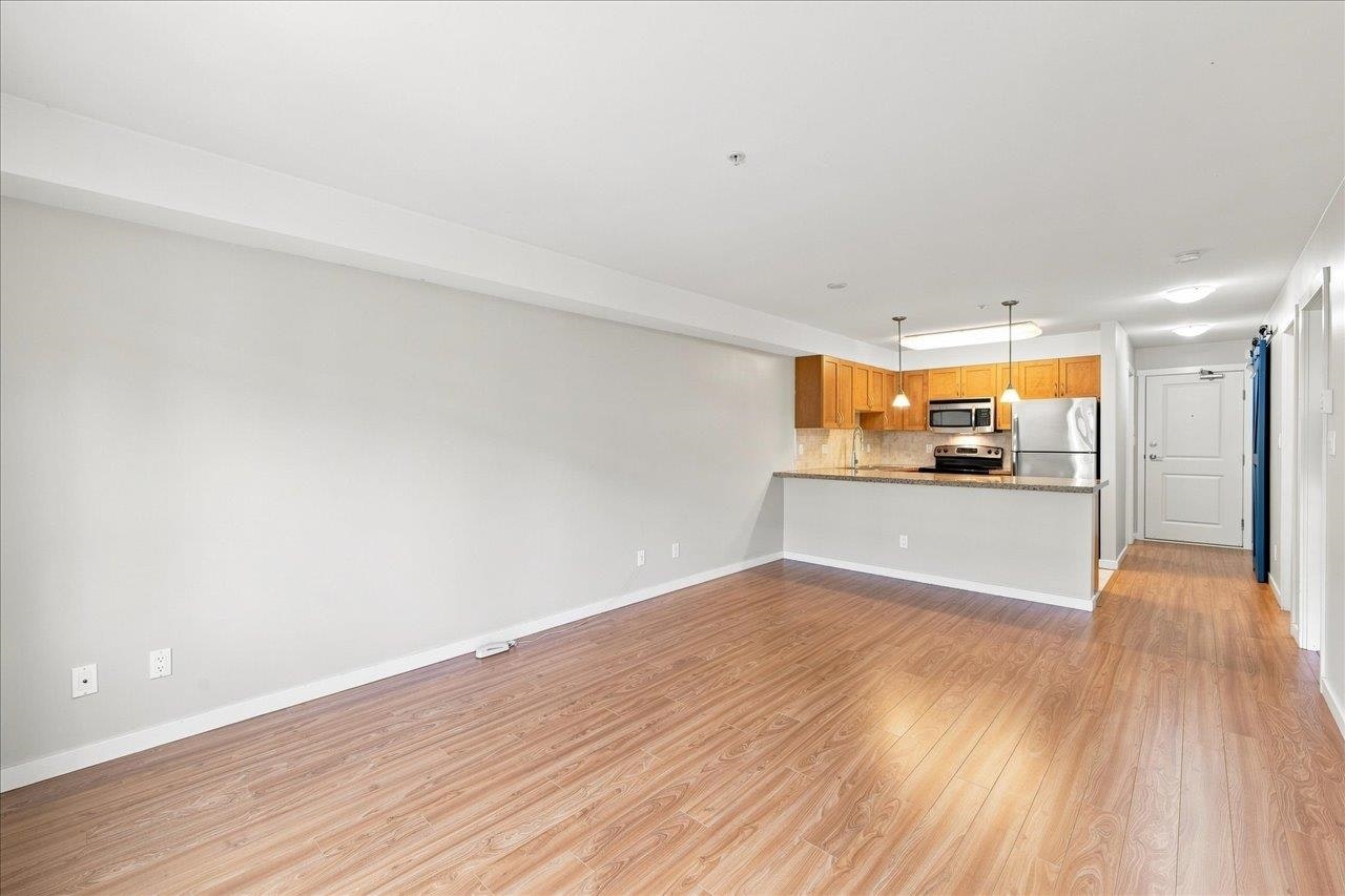 205-2373 Atkins Avenue, Port Coquitlam, BC, V3C 1Y7 - 8