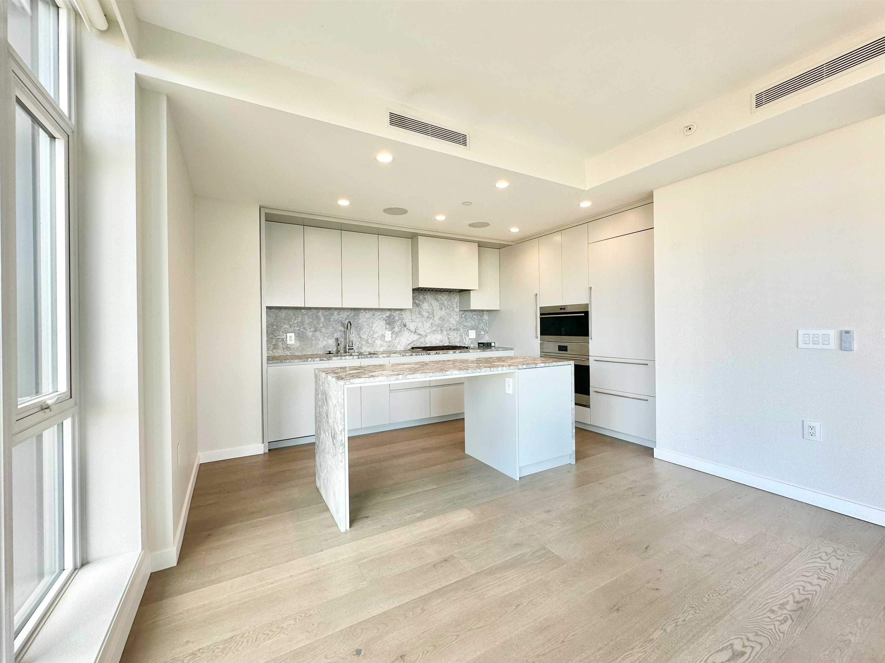 1207-7433 Cambie, Vancouver, BC, V6P 0J8 - 6