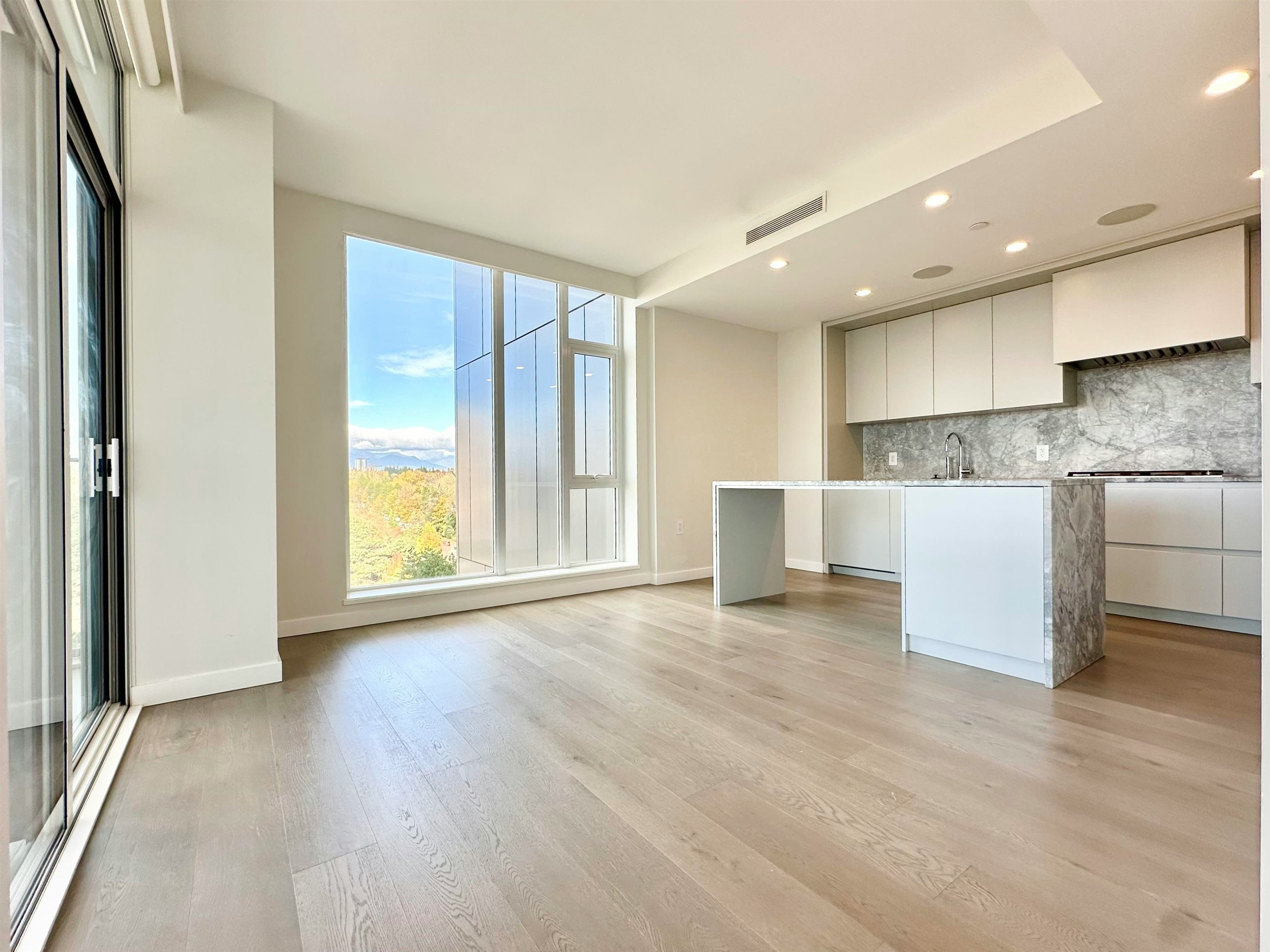 1207-7433 Cambie, Vancouver, BC, V6P 0J8 - 7