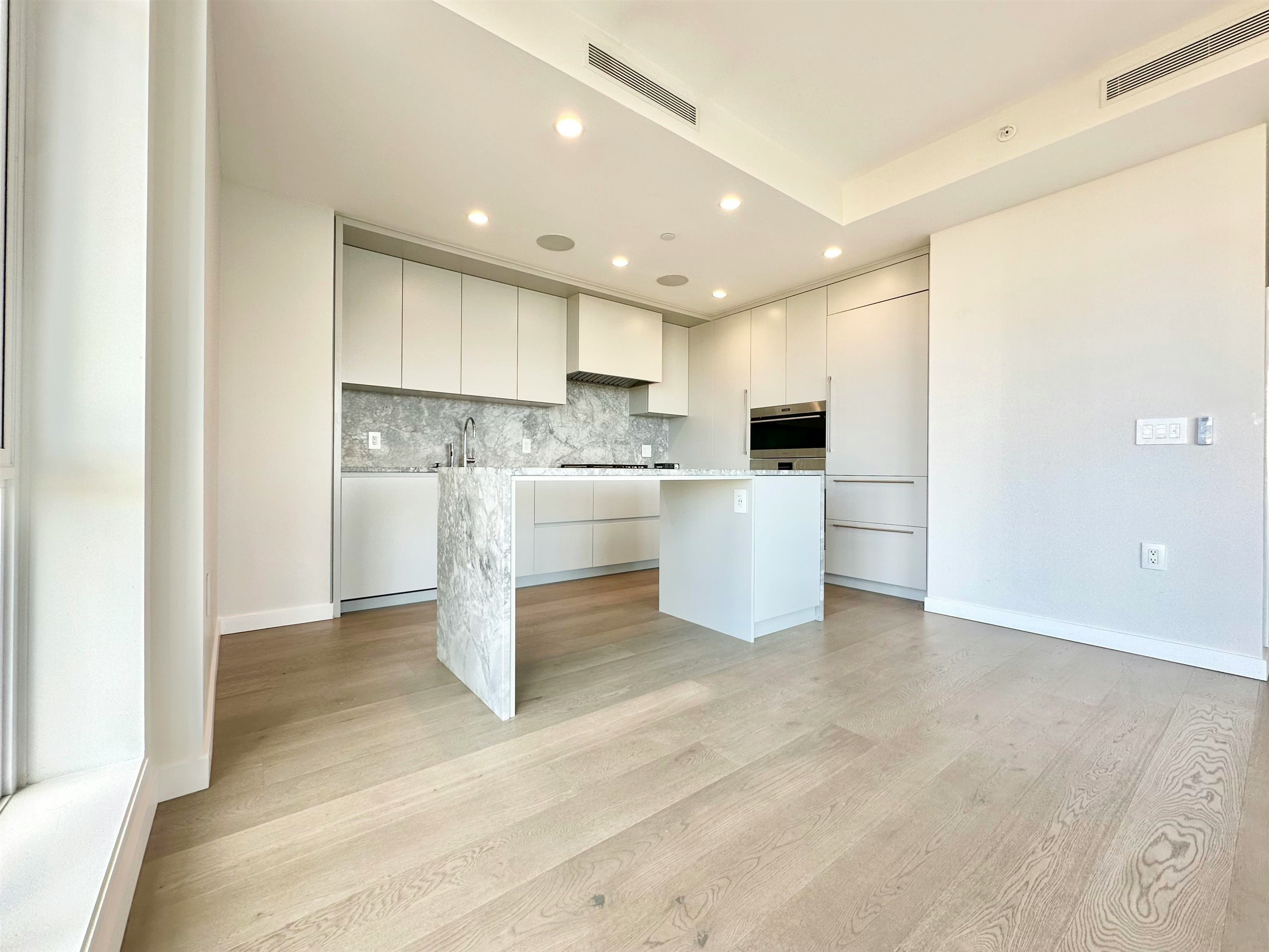 1207-7433 Cambie, Vancouver, BC, V6P 0J8 - 11