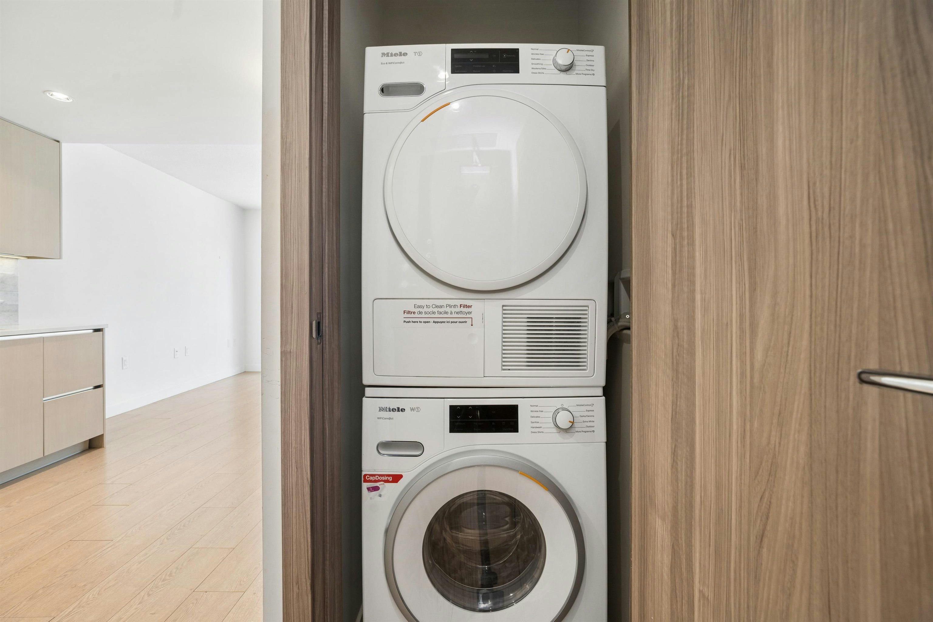 511-89 Nelson, Vancouver, BC, V6Z 0E7 - 22