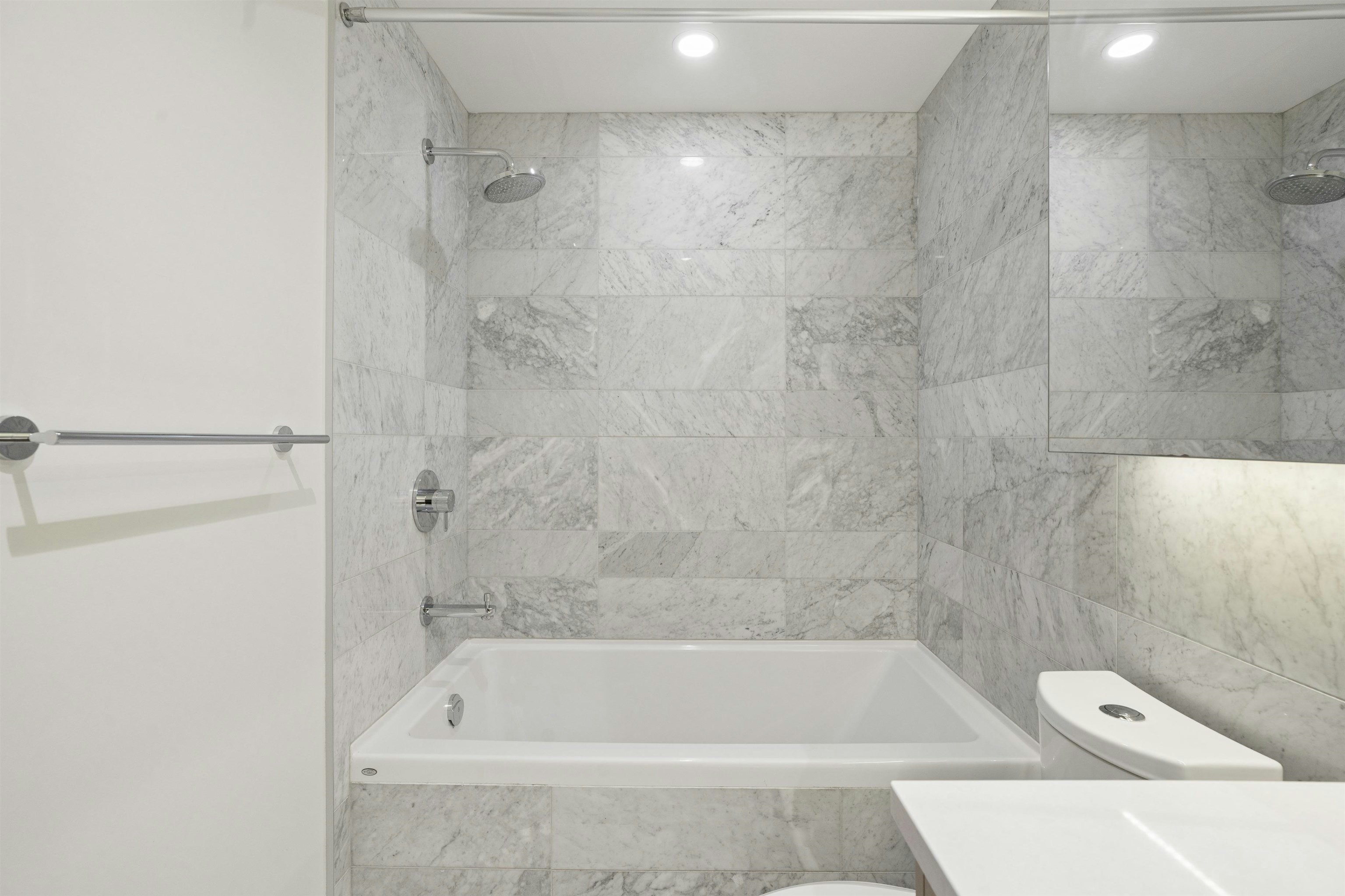 511-89 Nelson, Vancouver, BC, V6Z 0E7 - 13