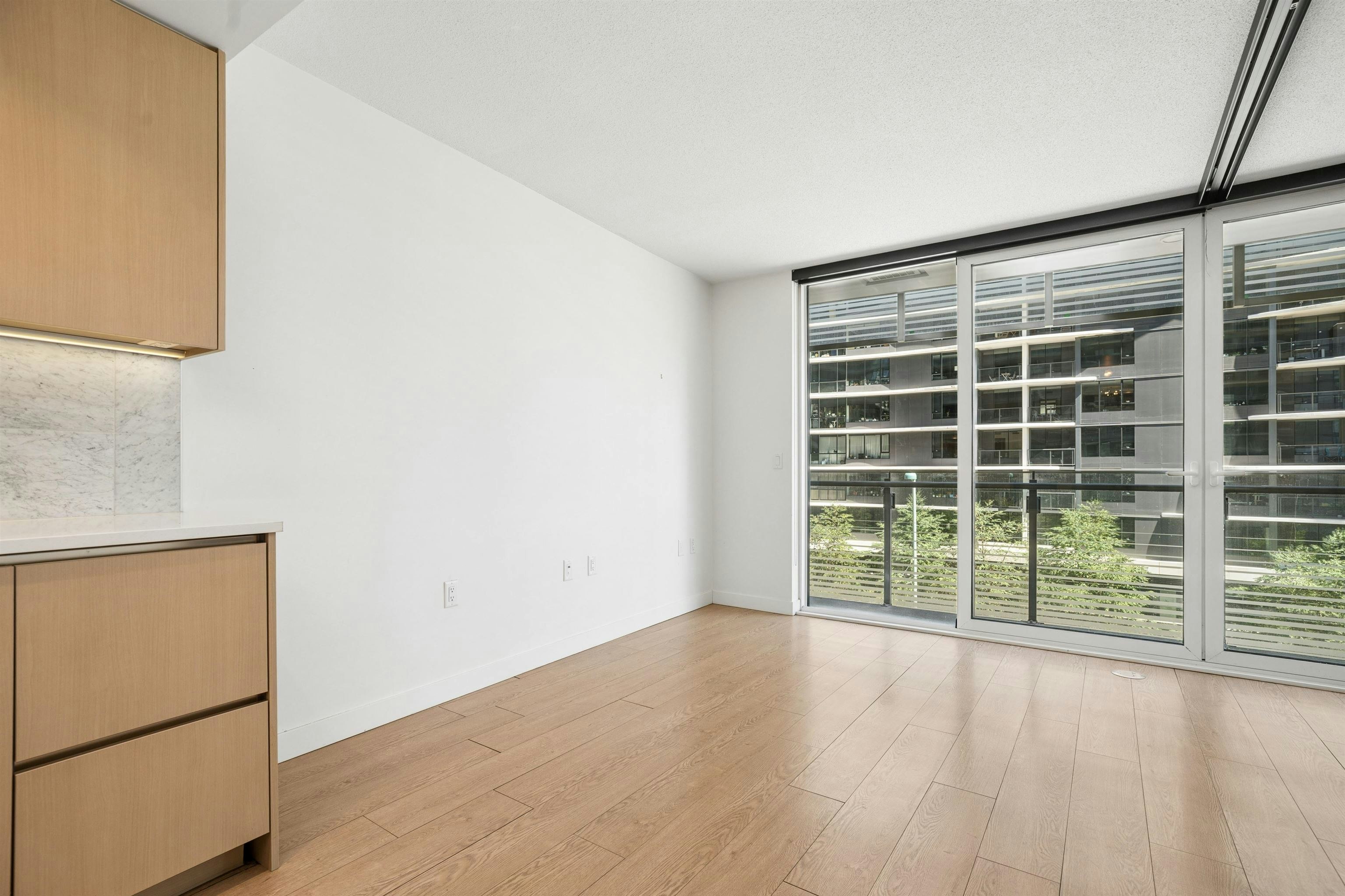 511-89 Nelson, Vancouver, BC, V6Z 0E7 - 5