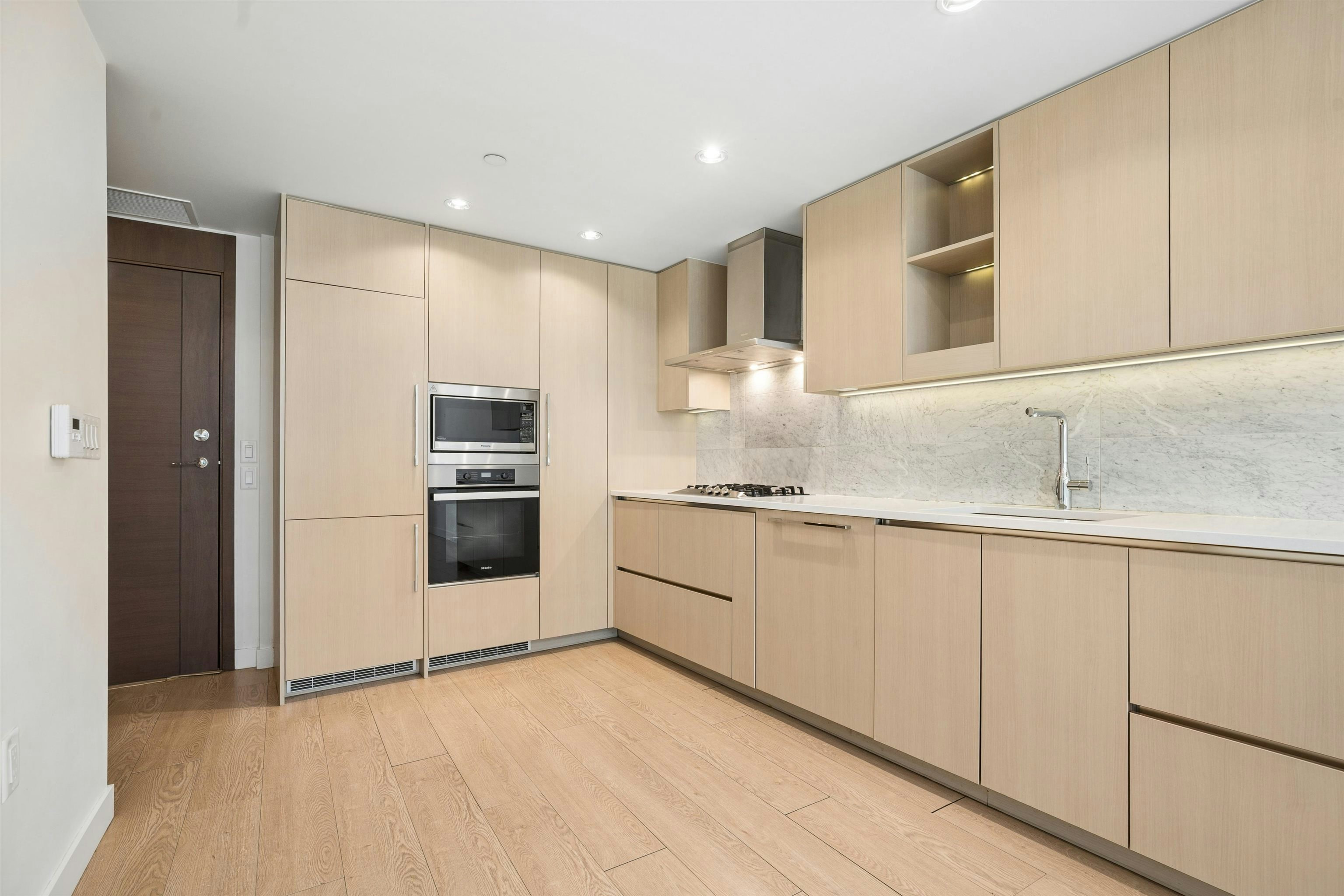511-89 Nelson, Vancouver, BC, V6Z 0E7 - 19