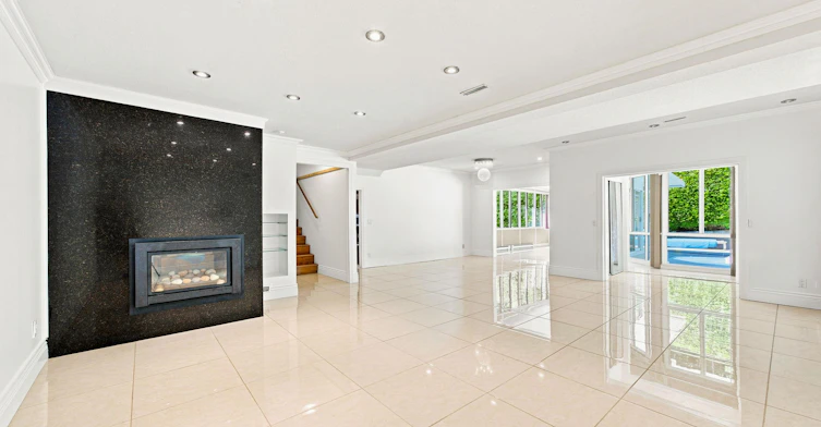 5553 Nancy Greene Way, North Vancouver, BC, V7R 4R6 - 8