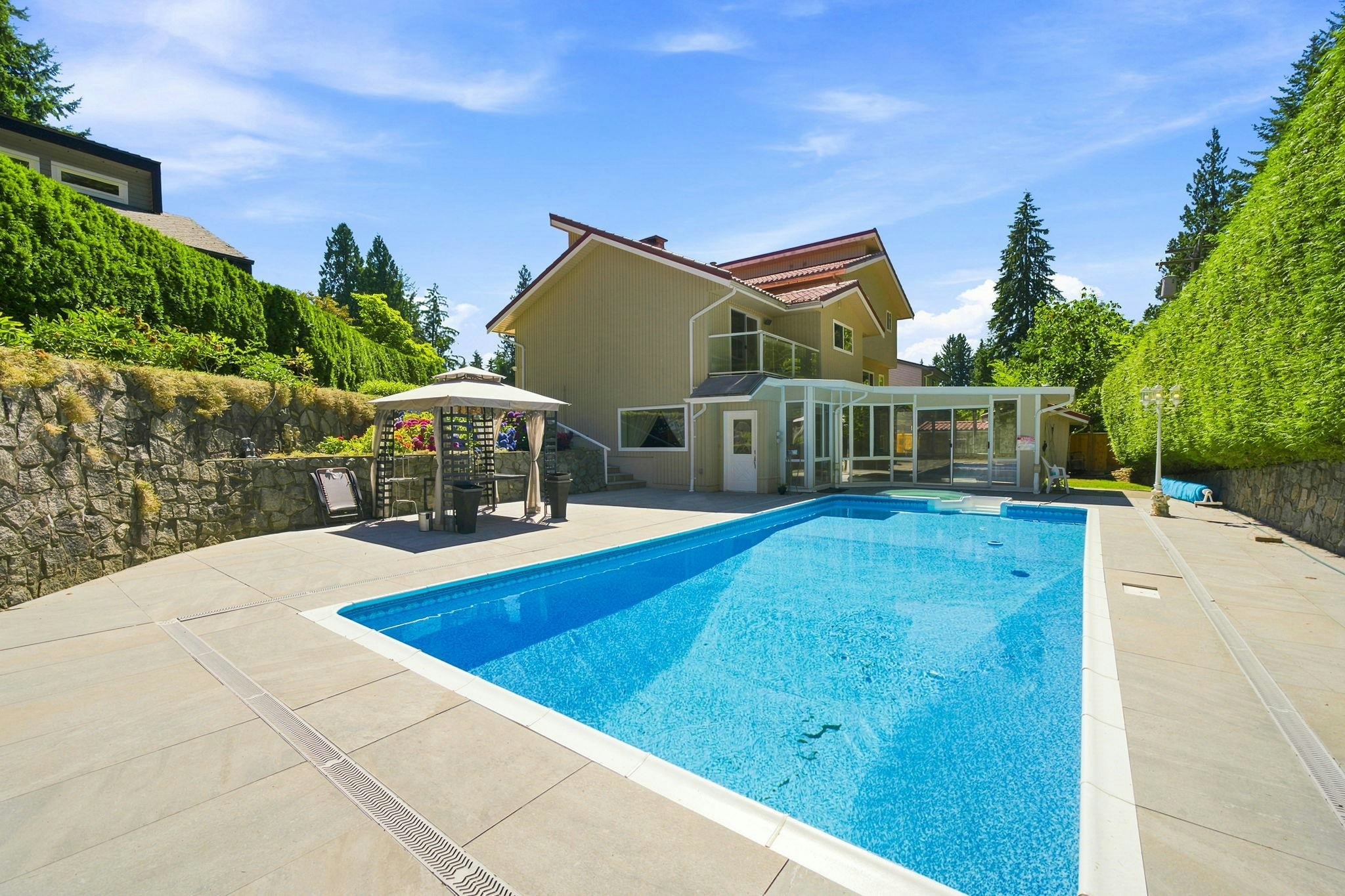 5553 Nancy Greene Way, North Vancouver, BC, V7R 4R6 - 17
