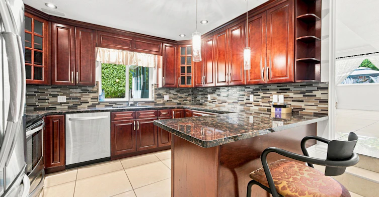5553 Nancy Greene Way, North Vancouver, BC, V7R 4R6 - 5