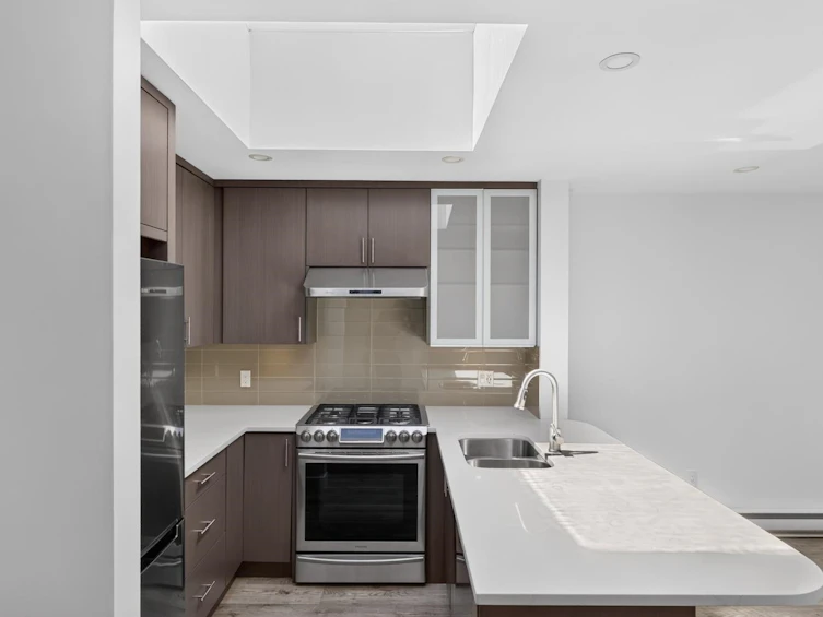 401-688 E 16th Avenue, Vancouver, BC, V5T 2V4 - 6