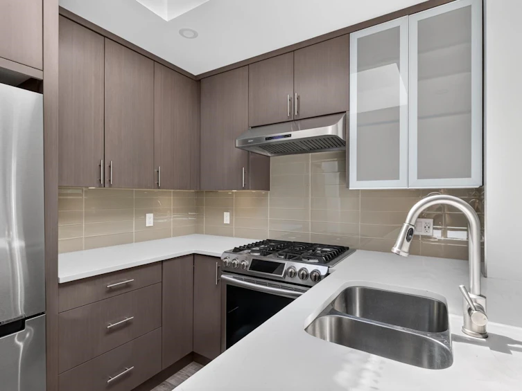 401-688 E 16th Avenue, Vancouver, BC, V5T 2V4 - 8