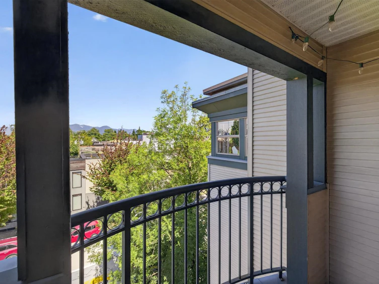 401-688 E 16th Avenue, Vancouver, BC, V5T 2V4 - 14