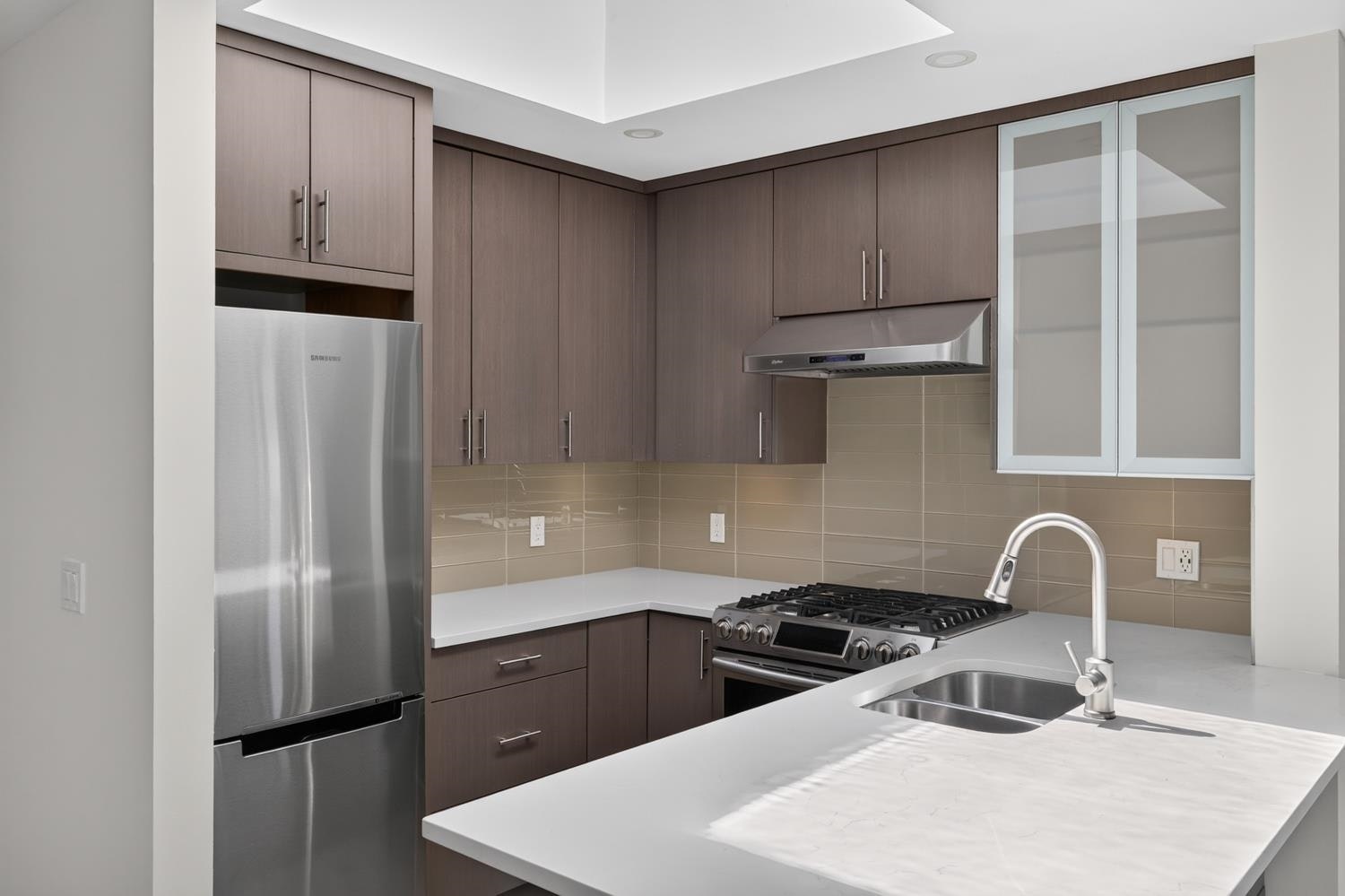 401-688 E 16th Avenue, Vancouver, BC, V5T 2V4 - 5
