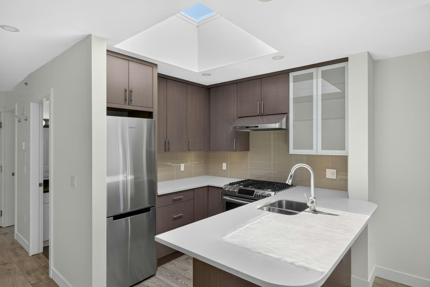 401-688 E 16th Avenue, Vancouver, BC, V5T 2V4 - 4