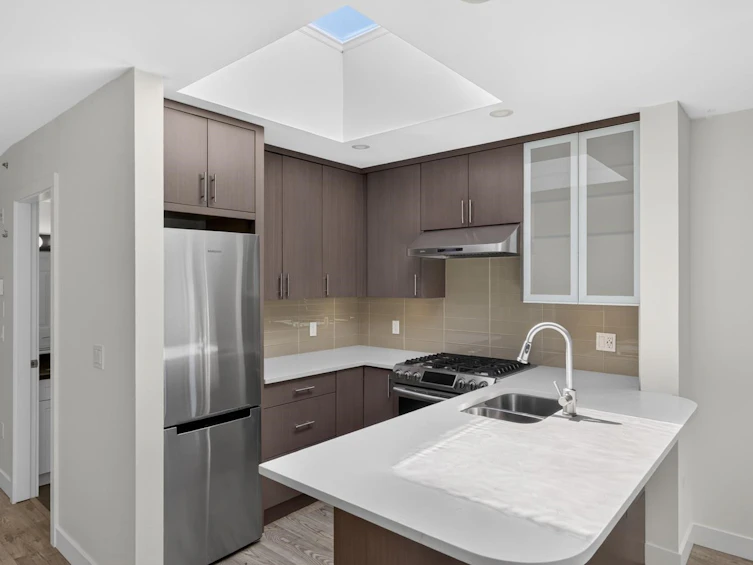 401-688 E 16th Avenue, Vancouver, BC, V5T 2V4 - 4