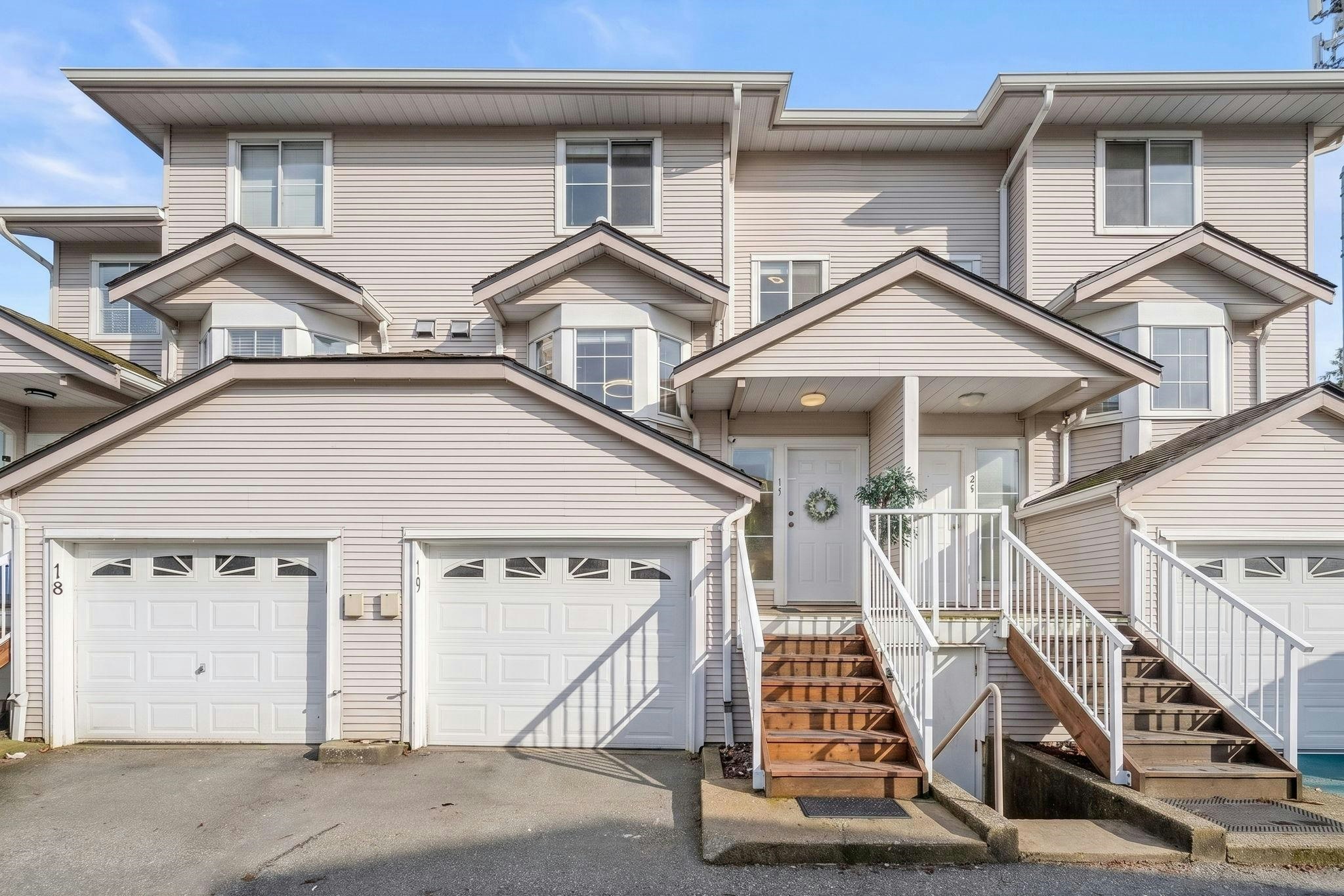 19-12188 Harris Road, Pitt Meadows, BC, V3Y 2N3