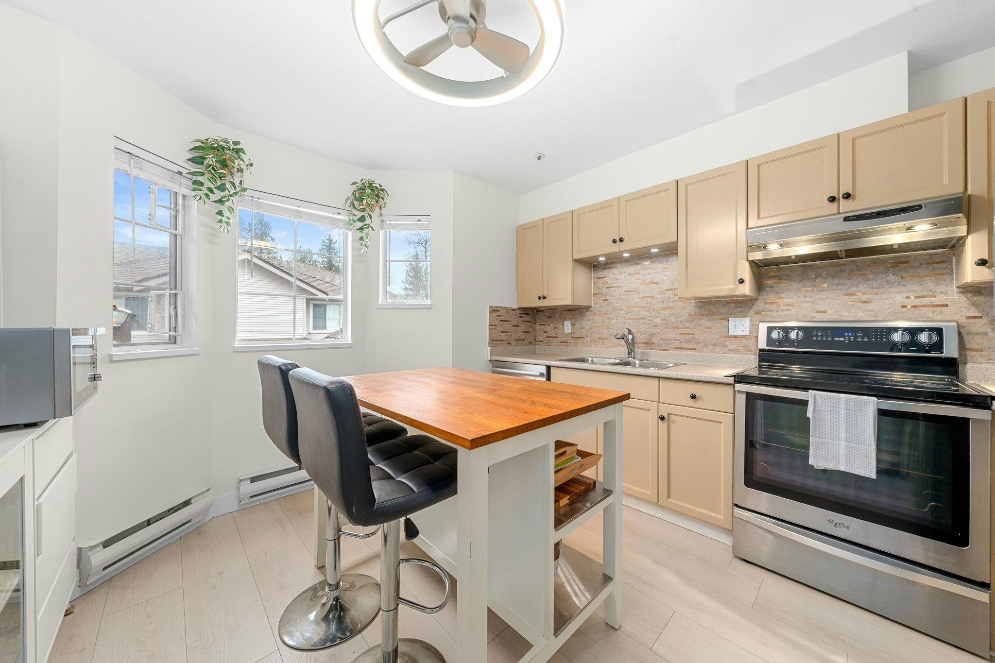 19-12188 Harris Road, Pitt Meadows, BC, V3Y 2N3 - 10